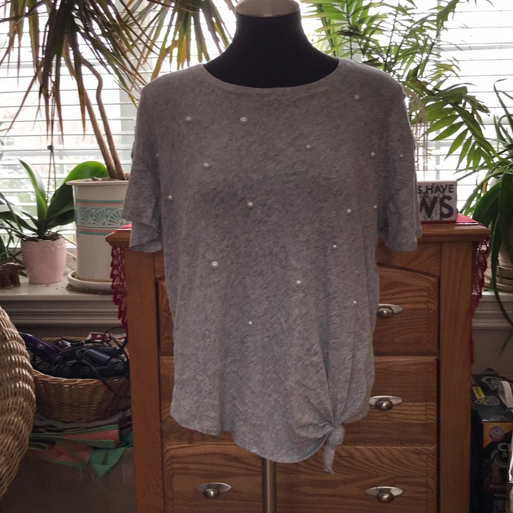 Grey women’s top
